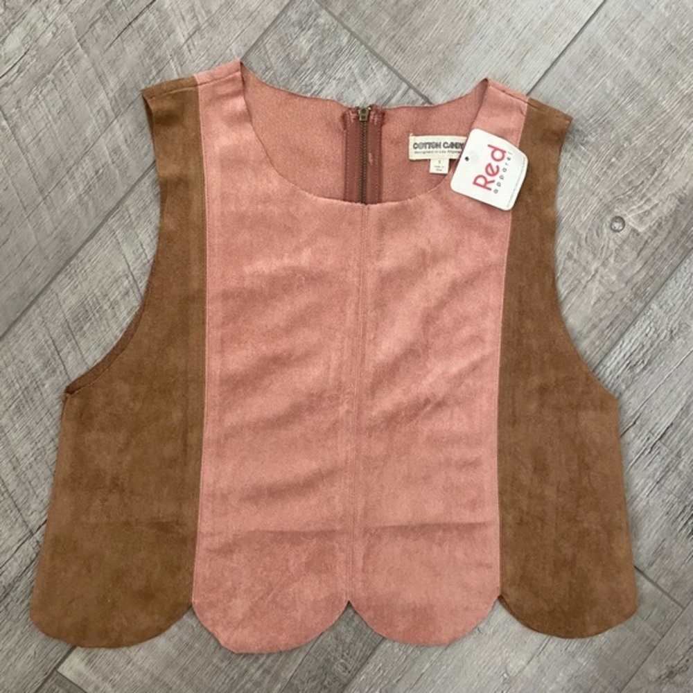 Cotton Candy Brand Sleeveless Top Back Zipper Scallop Hem Pink And Cognac